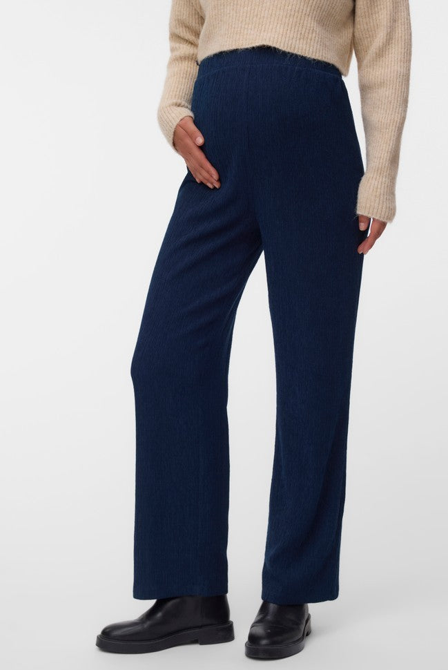 Umstandsmode, Schwangerschaftsmode, Stillmode, Brautkleider für Schwangere, Umstandshosen, Umstandsjeans, Umstandsoberteile, Stilloberteile, Bademode für Schwangere, BH für Schwangere, Still BH, Stillbustier, chic + schwanger, festliche Umstandsmode, festliche Mode für Schwangere, Tragejacke, Softshelljacke für Schwangere, Tragejacke mit Babyeinsatz, Umstandsleggings, Brautkleider mit Stillöffnung, festliche Umstandsmode zum Stillen, schick schwanger, Bussinesmode für Schwangere, Stillkleidung, Babybauch