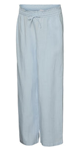 Umstandsmode, Schwangerschaftsmode, Stillmode, Brautkleider für Schwangere, Umstandshosen, Umstandsjeans, Umstandsoberteile, Stilloberteile, Bademode für Schwangere, BH für Schwangere, Still BH, Stillbustier, chic + schwanger, festliche Umstandsmode, festliche Mode für Schwangere, Tragejacke, Softshelljacke für Schwangere, Tragejacke mit Babyeinsatz, Umstandsleggings, Brautkleider mit Stillöffnung, festliche Umstandsmode zum Stillen, schick schwanger, Bussinesmode für Schwangere, Stillkleidung, Babybauch 