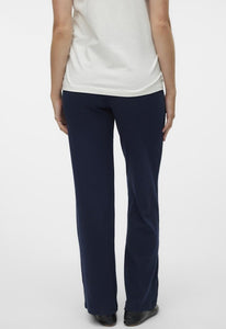 Umstandsmode, Schwangerschaftsmode, Stillmode, Brautkleider für Schwangere, Umstandshosen, Umstandsjeans, Umstandsoberteile, Stilloberteile, Bademode für Schwangere, BH für Schwangere, Still BH, Stillbustier, chic + schwanger, festliche Umstandsmode, festliche Mode für Schwangere, Tragejacke, Softshelljacke für Schwangere, Tragejacke mit Babyeinsatz, Umstandsleggings, Brautkleider mit Stillöffnung, festliche Umstandsmode zum Stillen, schick schwanger, Bussinesmode für Schwangere, Stillkleidung, Babybauch