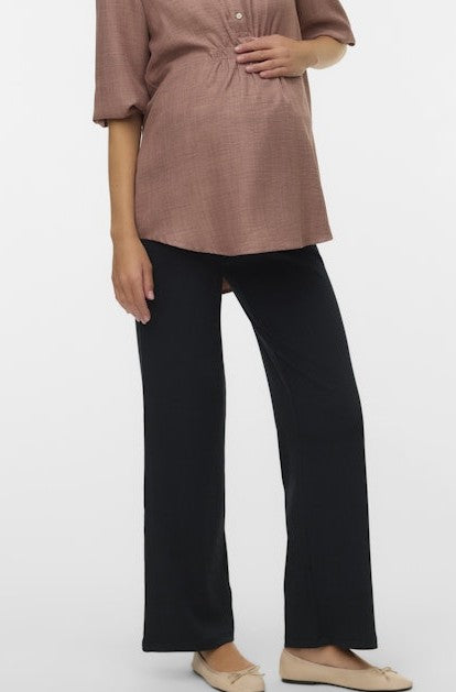 Umstandsmode, Schwangerschaftsmode, Stillmode, Brautkleider für Schwangere, Umstandshosen, Umstandsjeans, Umstandsoberteile, Stilloberteile, Bademode für Schwangere, BH für Schwangere, Still BH, Stillbustier, chic + schwanger, festliche Umstandsmode, festliche Mode für Schwangere, Tragejacke, Softshelljacke für Schwangere, Tragejacke mit Babyeinsatz, Umstandsleggings, Brautkleider mit Stillöffnung, festliche Umstandsmode zum Stillen, schick schwanger, Bussinesmode für Schwangere, Stillkleidung, Babybauch 