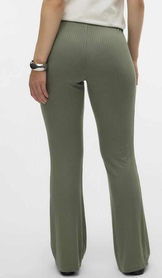 Umstandsmode, Schwangerschaftsmode, Stillmode, Brautkleider für Schwangere, Umstandshosen, Umstandsjeans, Umstandsoberteile, Stilloberteile, Bademode für Schwangere, BH für Schwangere, Still BH, Stillbustier, chic + schwanger, festliche Umstandsmode, festliche Mode für Schwangere, Tragejacke, Softshelljacke für Schwangere, Tragejacke mit Babyeinsatz, Umstandsleggings, Brautkleider mit Stillöffnung, festliche Umstandsmode zum Stillen, schick schwanger, Bussinesmode für Schwangere, Stillkleidung, Babybauch 