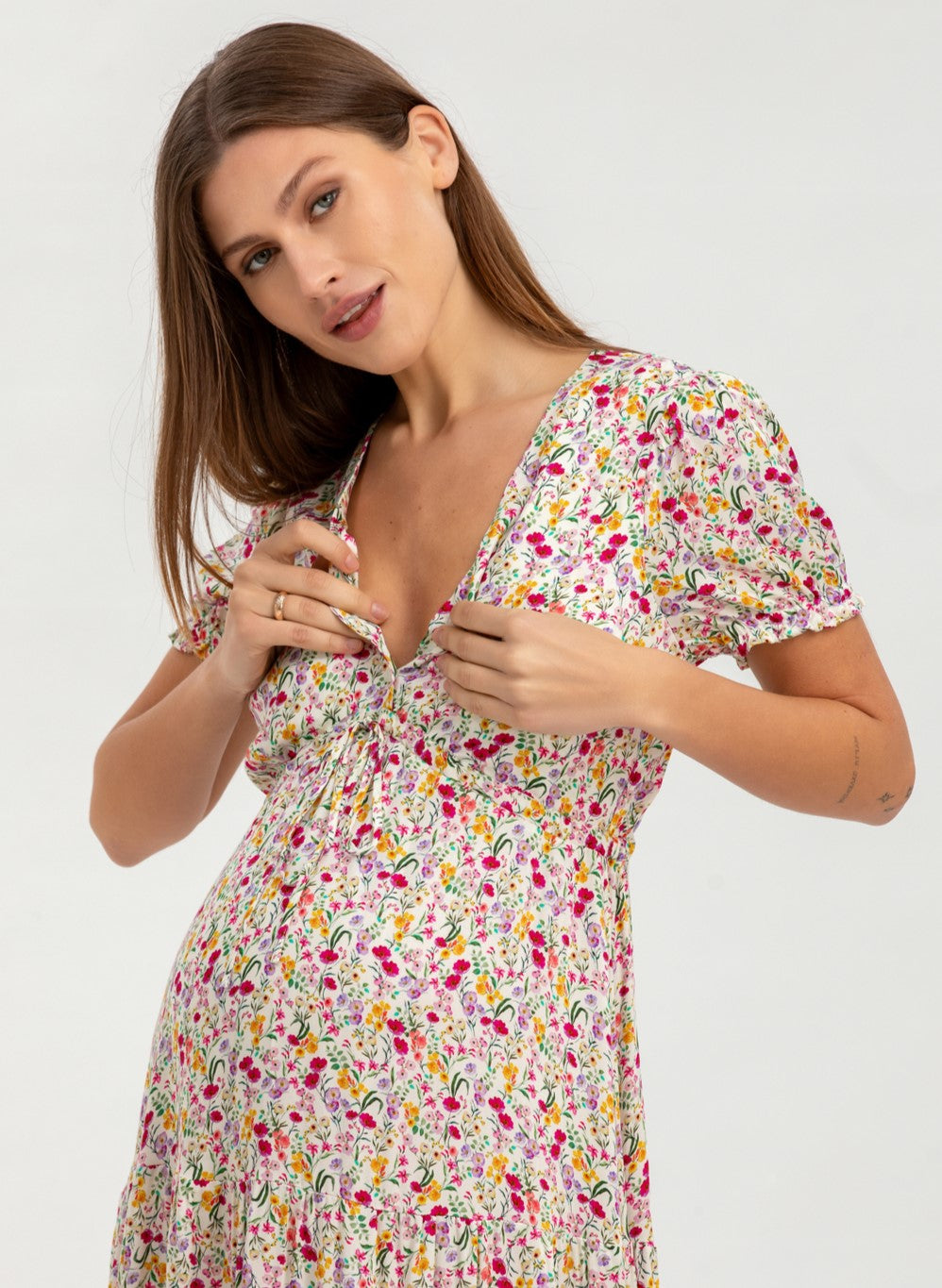 Umstandsmode, Schwangerschaftsmode, Stillmode, Brautkleider für Schwangere, Umstandshosen, Umstandsjeans, Umstandsoberteile, Stilloberteile, Bademode für Schwangere, BH für Schwangere, Still BH, Stillbustier, chic + schwanger, festliche Umstandsmode, festliche Mode für Schwangere, Tragejacke, Softshelljacke für Schwangere, Tragejacke mit Babyeinsatz, Umstandsleggings, Brautkleider mit Stillöffnung, festliche Umstandsmode zum Stillen, schick schwanger, Bussinesmode für Schwangere, Stillkleidung, Babybauch