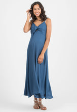 Laden Sie das Bild in den Galerie-Viewer, Schwangerschaftskleid leicht,
Luftiges Umstandskleid,
Sommerkleid für Schwangere,
bequemes Schwangerschaftskleid,
Elegantes Umstandskleid,
Schwangerschaftsmode Sommer,
Maxikleid Schwangerschaft,
Umstandsmode für den Sommer
Umstandskleid, stillfreundliches Sommerkleid, 
Schwangerschaftskleid
