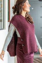 Laden Sie das Bild in den Galerie-Viewer, Umstandsmode, Schwangerschaftsmode, Stillmode, Brautkleider für Schwangere, Umstandshosen, Umstandsjeans, Umstandsoberteile, Stilloberteile, Bademode für Schwangere, BH für Schwangere, Still BH, Stillbustier, chic + schwanger, festliche Umstandsmode, festliche Mode für Schwangere, Tragejacke, Softshelljacke für Schwangere, Tragejacke mit Babyeinsatz, Umstandsleggings, Brautkleider mit Stillöffnung, festliche Umstandsmode zum Stillen, schick schwanger, Bussinesmode für Schwangere, Stillkleidung, Babybauch
