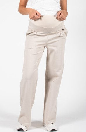 Umstandsmode, Schwangerschaftsmode, Stillmode, Brautkleider für Schwangere, Umstandshosen, Umstandsjeans, Umstandsoberteile, Stilloberteile, Bademode für Schwangere, BH für Schwangere, Still BH, Stillbustier, chic + schwanger, festliche Umstandsmode, festliche Mode für Schwangere, Tragejacke, Softshelljacke für Schwangere, Tragejacke mit Babyeinsatz, Umstandsleggings, Brautkleider mit Stillöffnung, festliche Umstandsmode zum Stillen, schick schwanger, Bussinesmode für Schwangere, Stillkleidung, Babybauch