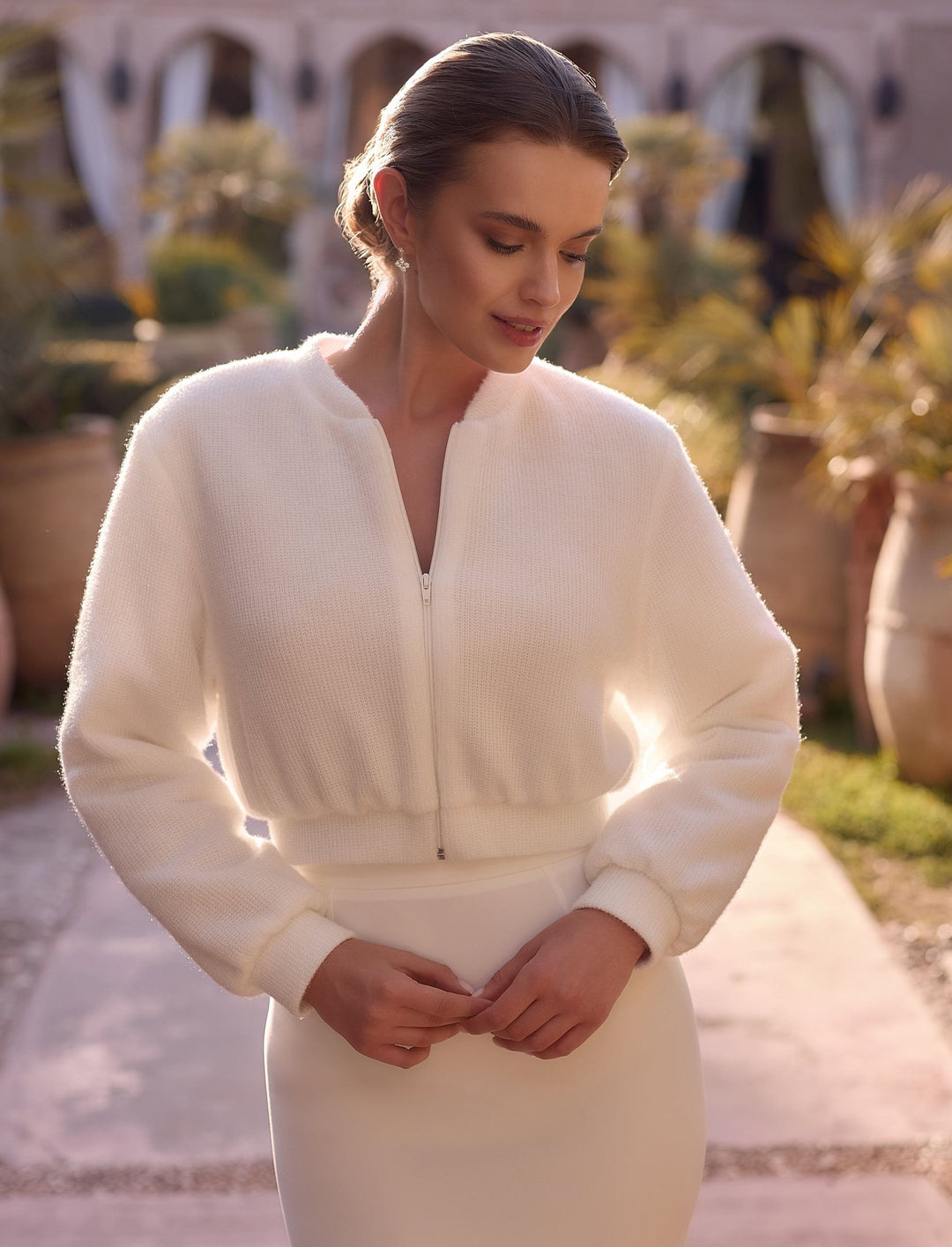 Umstandsmode, Schwangerschaftsmode, Stillmode, Brautkleider für Schwangere, Umstandshosen, Umstandsjeans, Umstandsoberteile, Stilloberteile, Bademode für Schwangere, BH für Schwangere, Still BH, Stillbustier, chic + schwanger, festliche Umstandsmode, festliche Mode für Schwangere, Tragejacke, Softshelljacke für Schwangere, Tragejacke mit Babyeinsatz, Umstandsleggings, Brautkleider mit Stillöffnung, festliche Umstandsmode zum Stillen, schick schwanger, Bussinesmode für Schwangere, Stillkleidung, Babybauch 