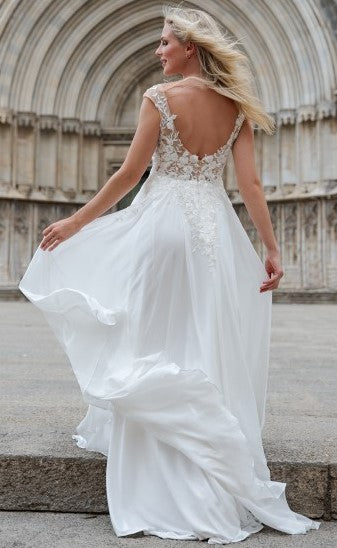 Umstandsmode, Schwangerschaftsmode, Stillmode, Brautkleider für Schwangere, Umstandshosen, Umstandsjeans, Umstandsoberteile, Stilloberteile, Bademode für Schwangere, BH für Schwangere, Still BH, Stillbustier, chic + schwanger, festliche Umstandsmode, festliche Mode für Schwangere, Tragejacke, Softshelljacke für Schwangere, Tragejacke mit Babyeinsatz, Umstandsleggings, Brautkleider mit Stillöffnung, festliche Umstandsmode zum Stillen, schick schwanger, Bussinesmode für Schwangere, Stillkleidung, Babybauch