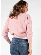 Laden Sie das Bild in den Galerie-Viewer, Umstandsmode, Schwangerschaftsmode, Stillmode, Brautkleider für Schwangere, Umstandshosen, Umstandsjeans, Umstandsoberteile, Stilloberteile, Bademode für Schwangere, BH für Schwangere, Still BH, Stillbustier, chic + schwanger, festliche Umstandsmode, festliche Mode für Schwangere, Tragejacke, Softshelljacke für Schwangere, Tragejacke mit Babyeinsatz, Umstandsleggings, Brautkleider mit Stillöffnung, festliche Umstandsmode zum Stillen, schick schwanger, Bussinesmode für Schwangere, Stillkleidung, Babybauch

