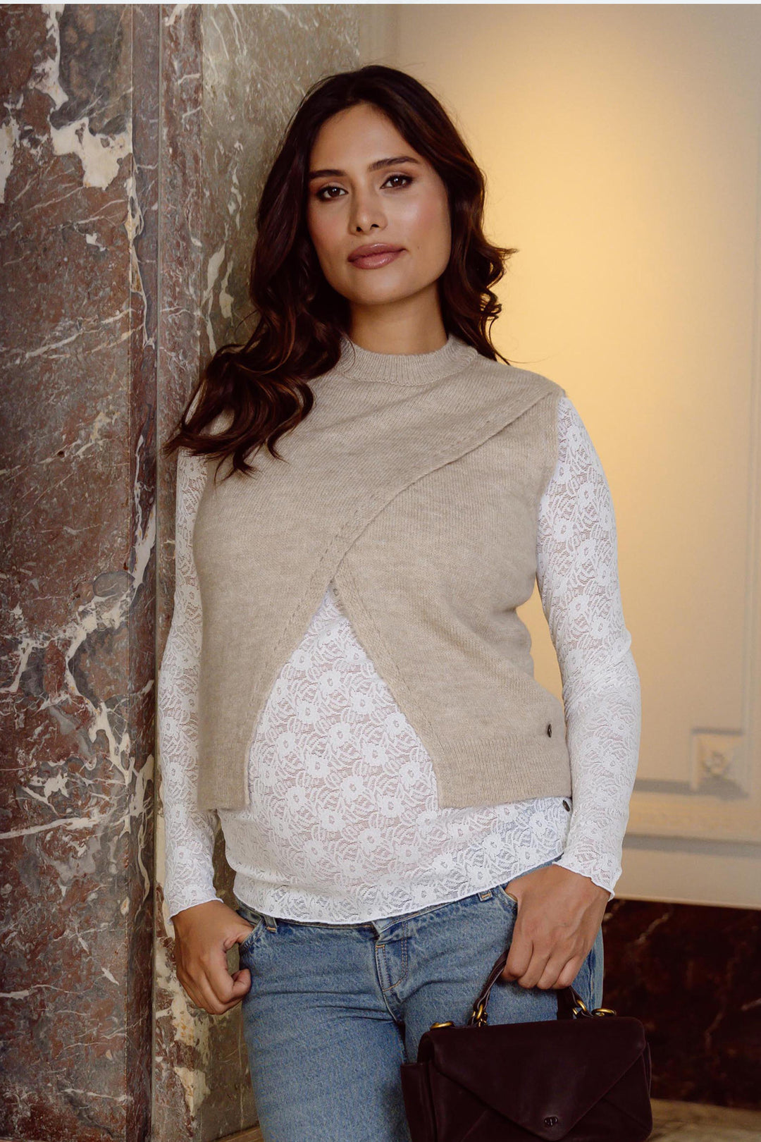 Umstandsmode, Schwangerschaftsmode, Stillmode, Brautkleider für Schwangere, Umstandshosen, Umstandsjeans, Umstandsoberteile, Stilloberteile, Bademode für Schwangere, BH für Schwangere, Still BH, Stillbustier, chic + schwanger, festliche Umstandsmode, festliche Mode für Schwangere, Tragejacke, Softshelljacke für Schwangere, Tragejacke mit Babyeinsatz, Umstandsleggings, Brautkleider mit Stillöffnung, festliche Umstandsmode zum Stillen, schick schwanger, Bussinesmode für Schwangere, Stillkleidung, Babybauch