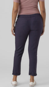 Umstandsmode, Schwangerschaftsmode, Stillmode, Brautkleider für Schwangere, Umstandshosen, Umstandsjeans, Umstandsoberteile, Stilloberteile, Bademode für Schwangere, BH für Schwangere, Still BH, Stillbustier, chic + schwanger, festliche Umstandsmode, festliche Mode für Schwangere, Tragejacke, Softshelljacke für Schwangere, Tragejacke mit Babyeinsatz, Umstandsleggings, Brautkleider mit Stillöffnung, festliche Umstandsmode zum Stillen, schick schwanger, Bussinesmode für Schwangere, Stillkleidung, Babybauch