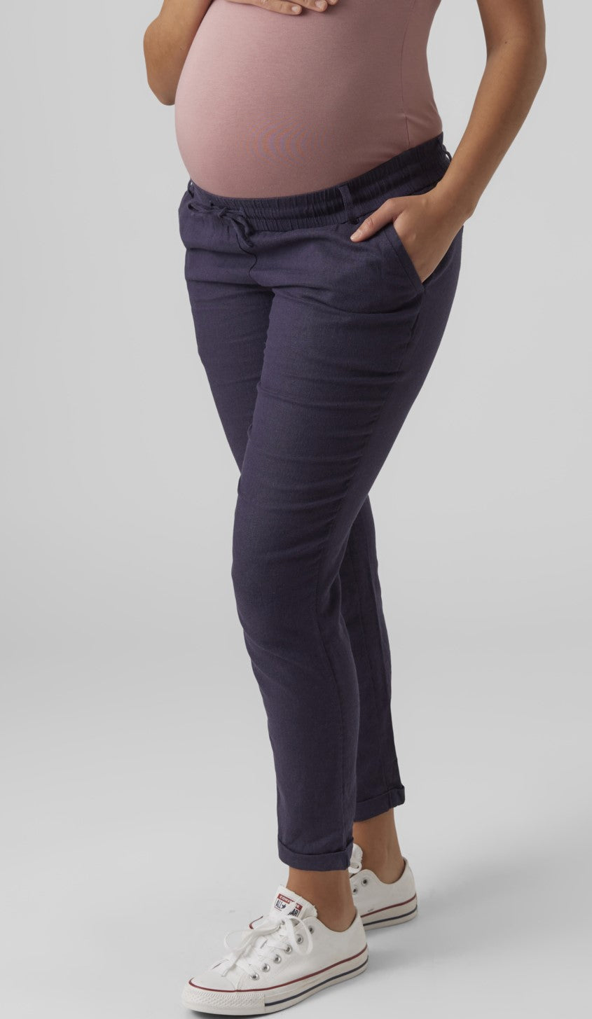 Umstandsmode, Schwangerschaftsmode, Stillmode, Brautkleider für Schwangere, Umstandshosen, Umstandsjeans, Umstandsoberteile, Stilloberteile, Bademode für Schwangere, BH für Schwangere, Still BH, Stillbustier, chic + schwanger, festliche Umstandsmode, festliche Mode für Schwangere, Tragejacke, Softshelljacke für Schwangere, Tragejacke mit Babyeinsatz, Umstandsleggings, Brautkleider mit Stillöffnung, festliche Umstandsmode zum Stillen, schick schwanger, Bussinesmode für Schwangere, Stillkleidung, Babybauch