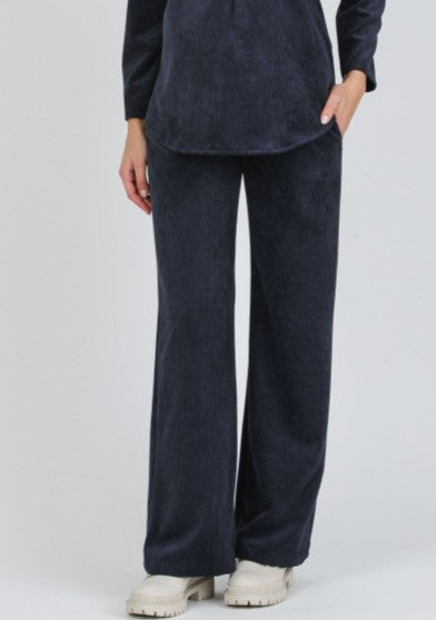 Umstandsmode, Schwangerschaftsmode, Stillmode, Brautkleider für Schwangere, Umstandshosen, Umstandsjeans, Umstandsoberteile, Stilloberteile, Bademode für Schwangere, BH für Schwangere, Still BH, Stillbustier, chic + schwanger, festliche Umstandsmode, festliche Mode für Schwangere, Tragejacke, Softshelljacke für Schwangere, Tragejacke mit Babyeinsatz, Umstandsleggings, Brautkleider mit Stillöffnung, festliche Umstandsmode zum Stillen, schick schwanger, Bussinesmode für Schwangere, Stillkleidung, Babybauch