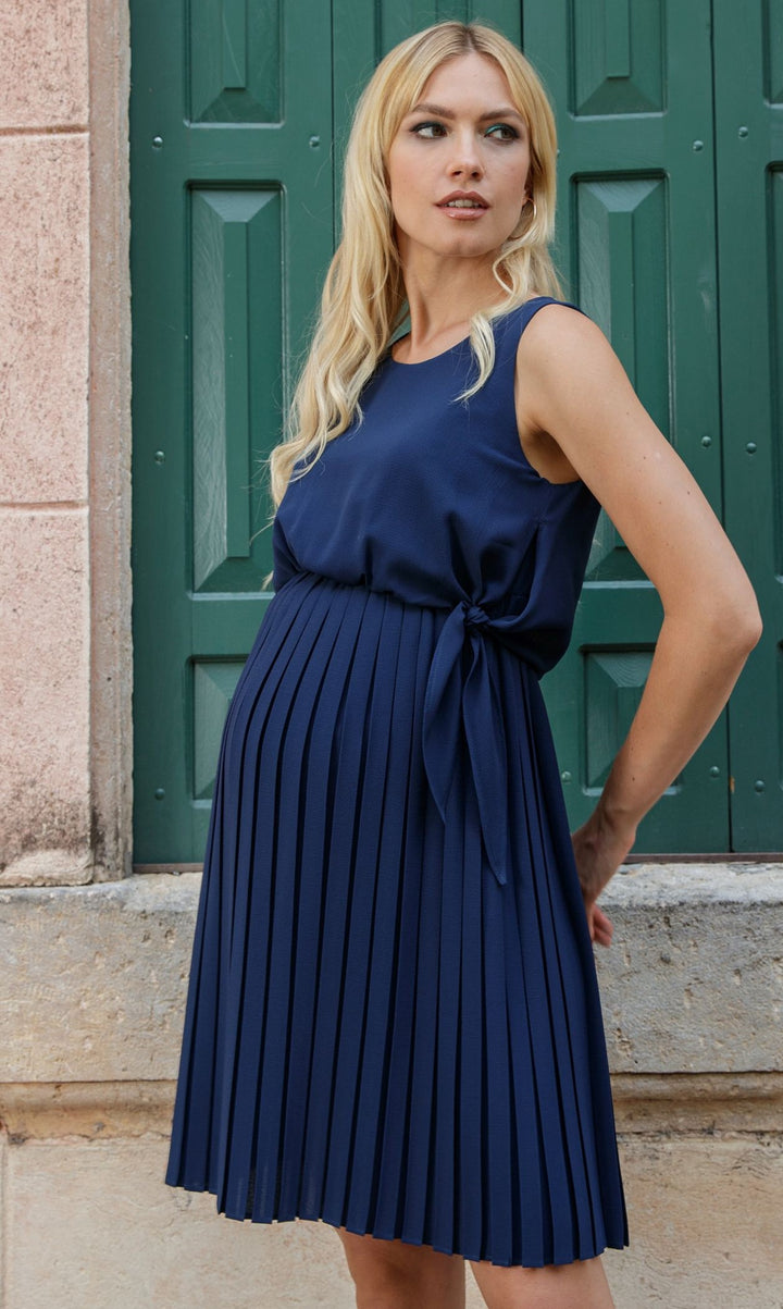 Umstandsmode, Schwangerschaftsmode, Stillmode, Brautkleider für Schwangere, Umstandshosen, Umstandsjeans, Umstandsoberteile, Stilloberteile, Bademode für Schwangere, BH für Schwangere, Still BH, Stillbustier, chic + schwanger, festliche Umstandsmode, festliche Mode für Schwangere, Tragejacke, Softshelljacke für Schwangere, Tragejacke mit Babyeinsatz, Umstandsleggings, Brautkleider mit Stillöffnung, festliche Umstandsmode zum Stillen, schick schwanger, Bussinesmode für Schwangere, Stillkleidung, Babybauch