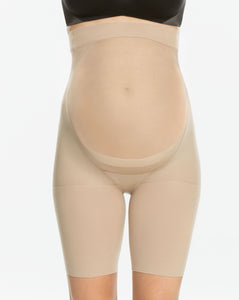 Umstandsmode, Schwangerschaftsmode, Stillmode, Brautkleider für Schwangere, Umstandshosen, Umstandsjeans, Umstandsoberteile, Stilloberteile, Bademode für Schwangere, BH für Schwangere, Still BH, Stillbustier, chic + schwanger, festliche Umstandsmode, festliche Mode für Schwangere, Tragejacke, Softshelljacke, Tragejacke mit Babyeinsatz, Umstandsleggings, Brautkleider mit Stillöffnung, festliche Umstandsmode zum Stillen, schick schwanger, Bussinesmode für Schwangere, Stillkleidung, Umstandsstrumpfhosen