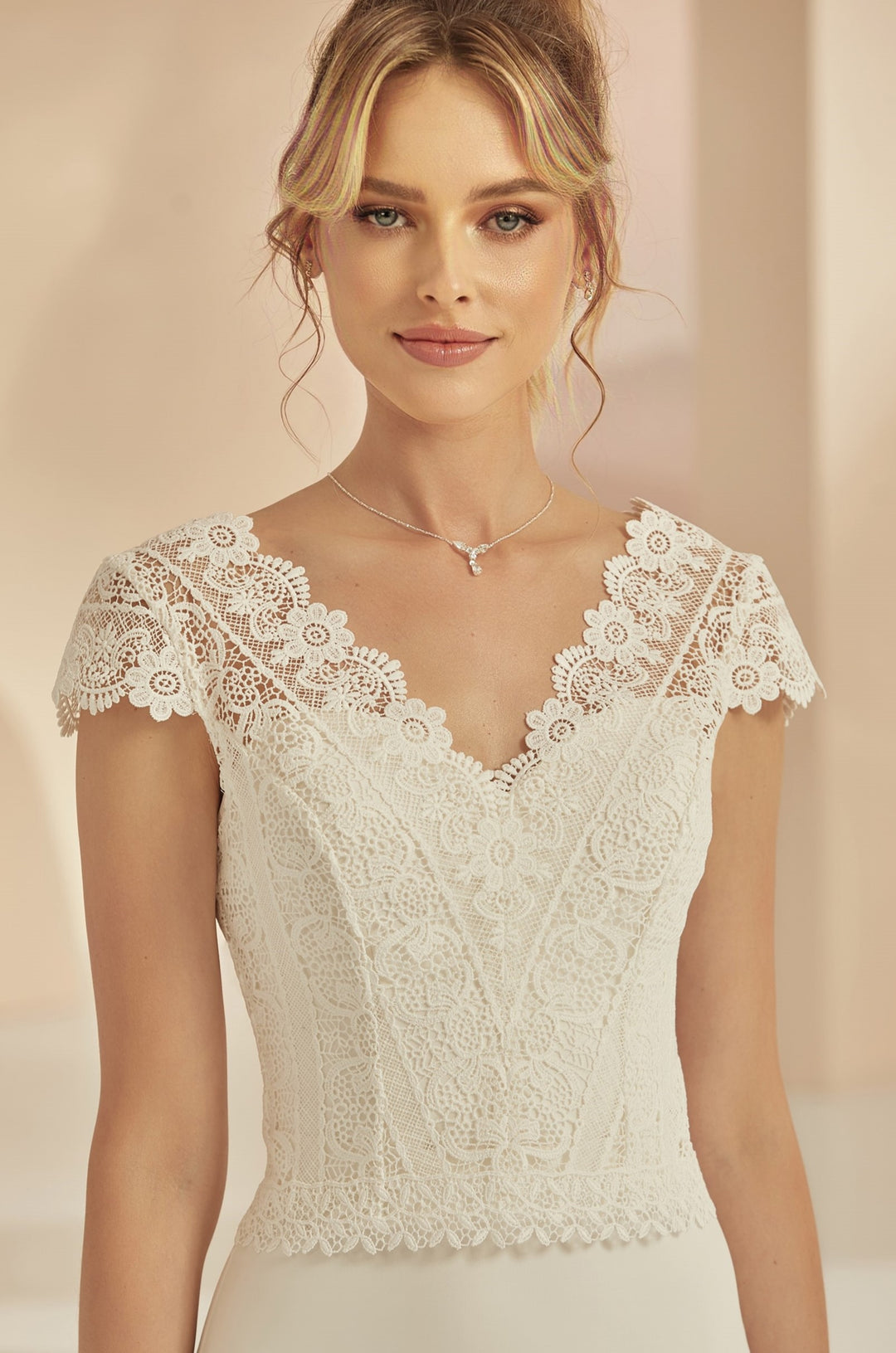  Umstandsmode, Schwangerschaftsmode, Stillmode, Brautkleider für Schwangere, Umstandshosen, Umstandsjeans, Umstandsoberteile, Stilloberteile, Bademode für Schwangere, BH für Schwangere, Still BH, Stillbustier, chic + schwanger, festliche Umstandsmode, festliche Mode für Schwangere, Tragejacke, Softshelljacke, Tragejacke mit Babyeinsatz, Umstandsleggings, Brautkleider mit Stillöffnung, festliche Umstandsmode zum Stillen, schick schwanger, Bussinesmode für Schwangere, Stillkleidung, Umstandsstrumpfhosen