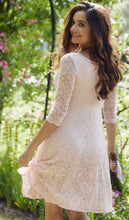 Laden Sie das Bild in den Galerie-Viewer, Umstandskleid FREYA pearls
