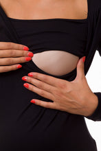 Laden Sie das Bild in den Galerie-Viewer, OEKOTEX Umstandsshirt PRISCA black mit Stillfunktion
