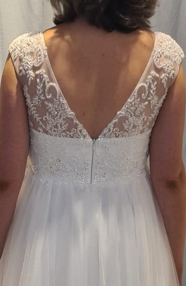 Umstandsbrautkleid mit Glitzer