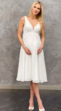 Laden Sie das Bild in den Galerie-Viewer, Umstandsbrautkleid STAR
