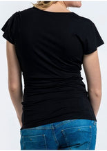 Laden Sie das Bild in den Galerie-Viewer, Umstandsmode, Schwangerschaftsmode, Stillmode, Brautkleider für Schwangere, Umstandshosen, Umstandsjeans, Umstandsoberteile, Stilloberteile, Bademode für Schwangere, BH für Schwangere, Still BH, Stillbustier, chic + schwanger, festliche Umstandsmode, festliche Mode für Schwangere, Tragejacke, Softshelljacke für Schwangere, Tragejacke mit Babyeinsatz, Umstandsleggings, Brautkleider mit Stillöffnung, festliche Umstandsmode zum Stillen, schick schwanger, Bussinesmode für Schwangere, Stillkleidung, Babybauch
